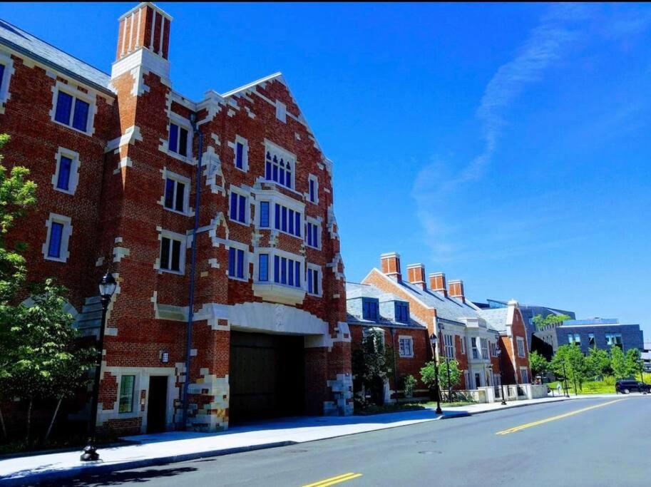 Ferienwohnung Golden Gem In Heart Of East Rock Quiet 3Br Near Dt And Yale New Haven Exterior foto