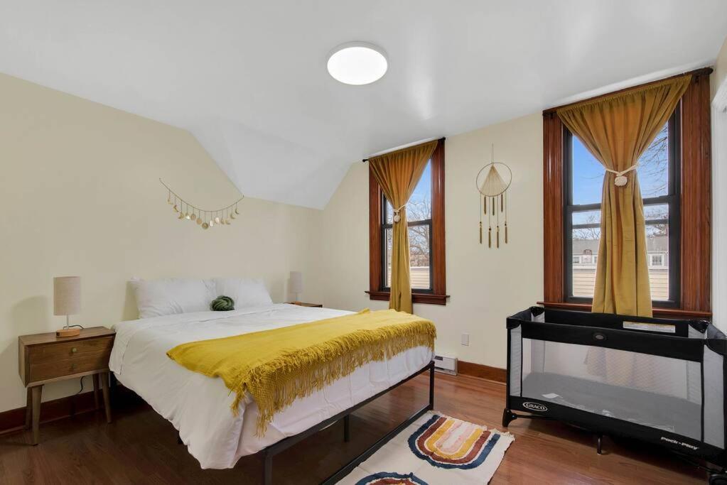 Ferienwohnung Golden Gem In Heart Of East Rock Quiet 3Br Near Dt And Yale New Haven Exterior foto